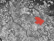 Luftbildaufnahme mit roter Markierung